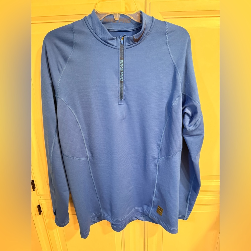 Men’s blue Nike Pro Hyperwarm quarter-zip pullover athletic size large